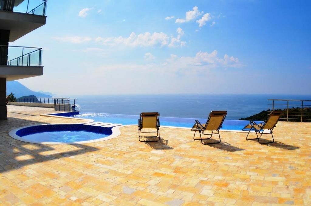 Traumhaftes Apartment mit Meerblick und Infinity Pool