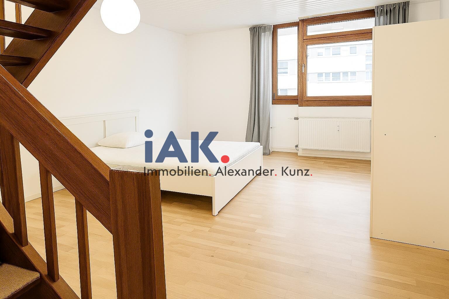 Charmante 2-Zimmer‑Maisonette mit Balkon & EBK in Charlottenburg - ideal zum Wohlfühlen